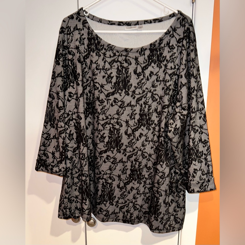 Croft & Barrow Black and White Boxy Blouse. Size 3X